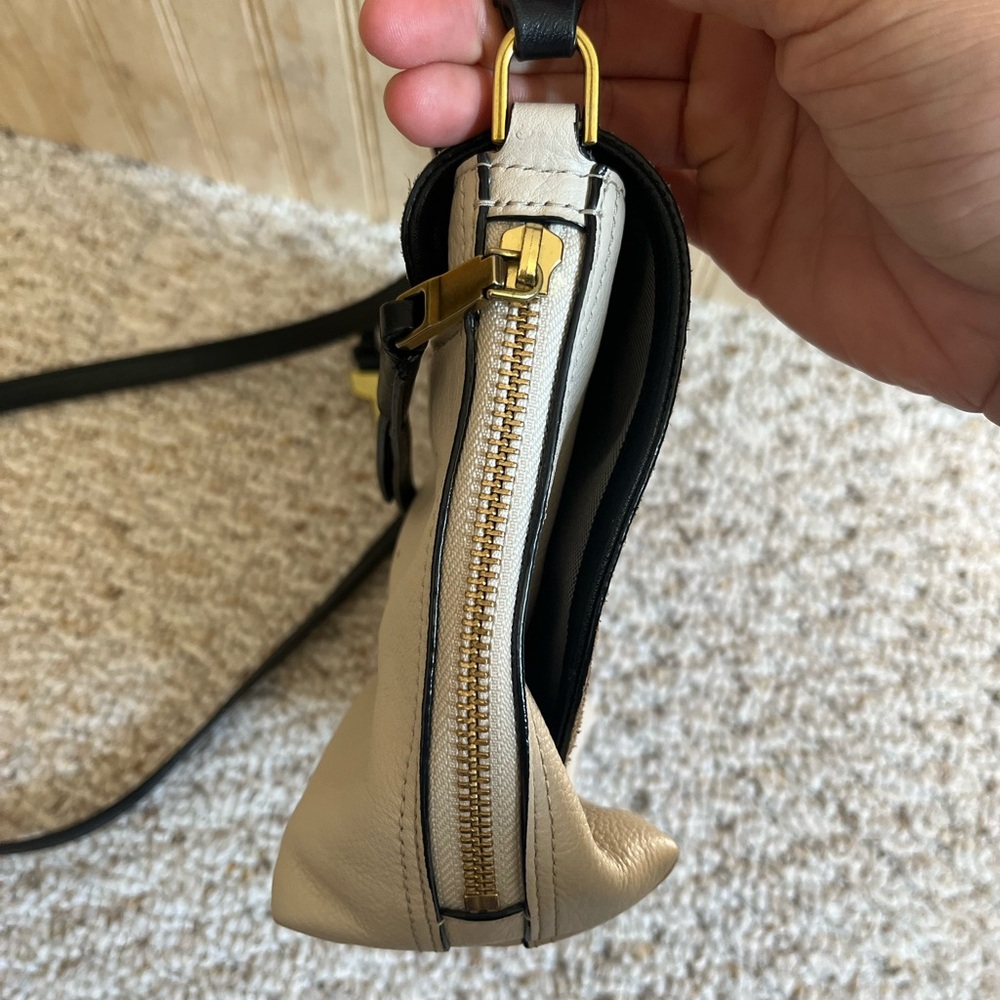 Fossil Classic Crossbody Snake Python And Tan - image 3